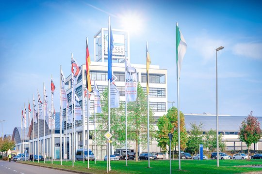 Fakuma Gebäude