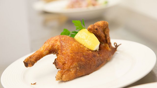 Bild: Hähnchen Jägerhaus Meckenbeuren